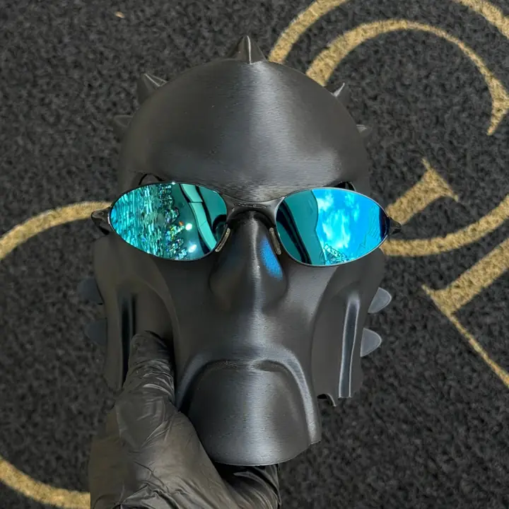Wire Carbon Ice Thug