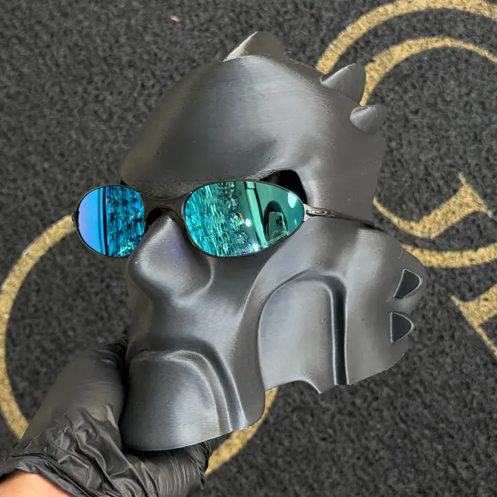 Wire Carbon Ice Thug
