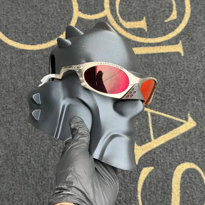 Plantaris Metal Torch
