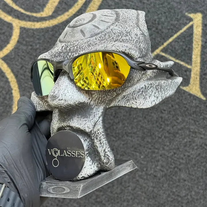 Romeo 2 Carbon Gold